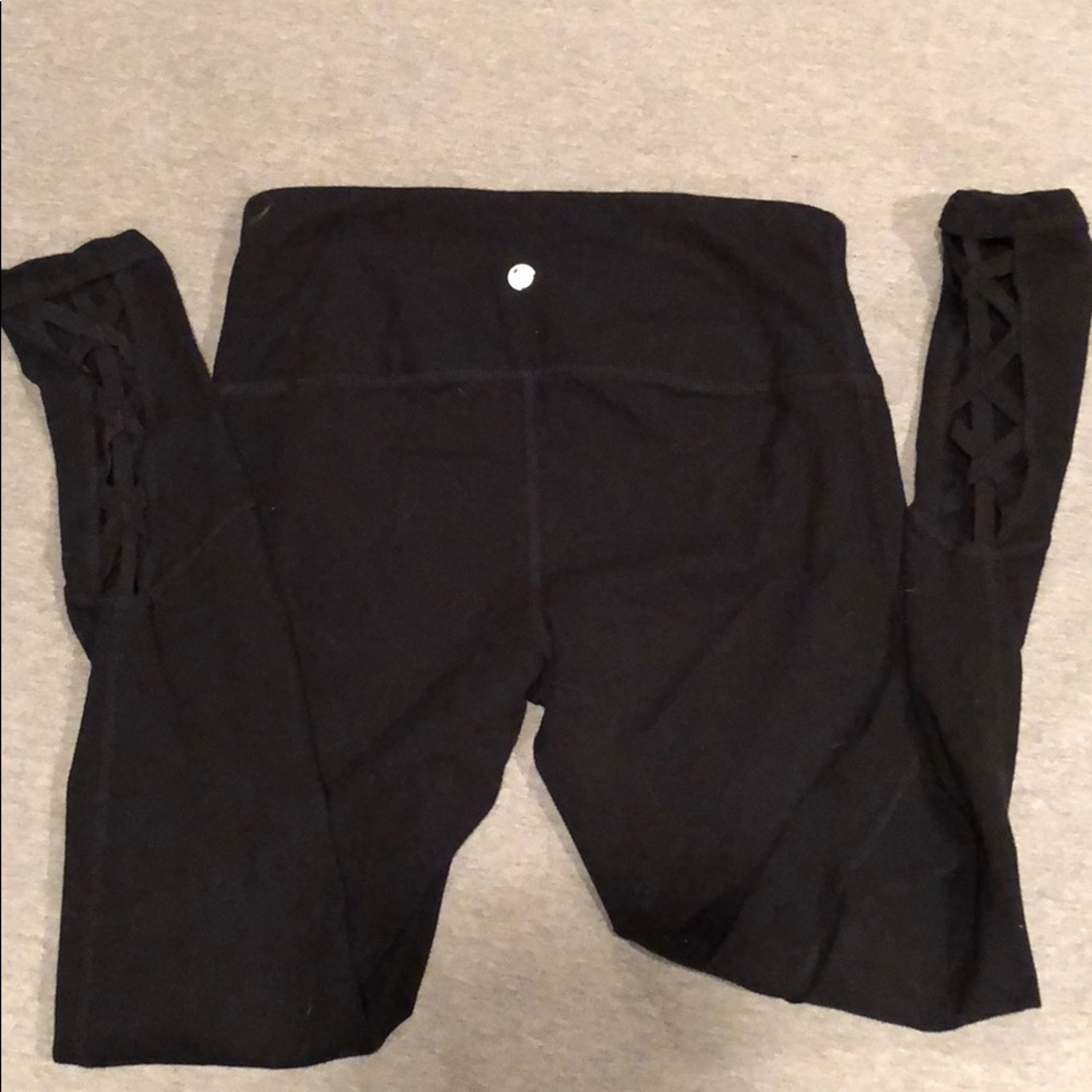🌟4 PAIRS OF LEGGINGS FOR PRICE OF 1🌟